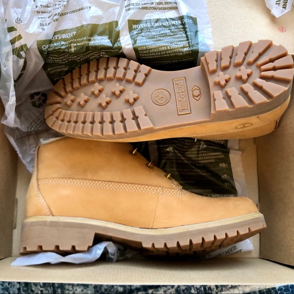 Timberland Lyonsdale Chukka Boots in WHEAT NUBUCK - Picture 6 of 12